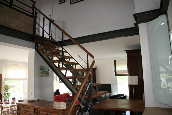 Escalier bois métal maison